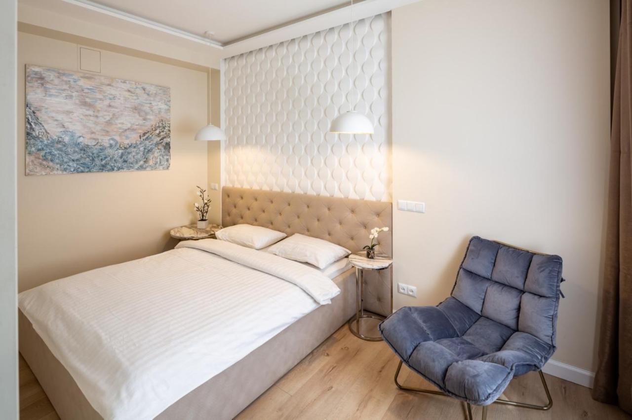 Балабана 6 Apartment Lviv Ngoại thất bức ảnh
